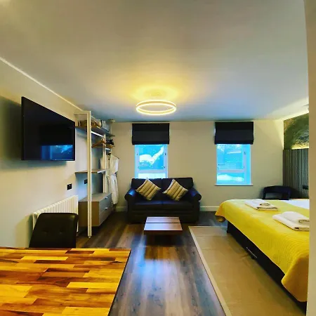 Ξενοδοχείο The Studley 4*