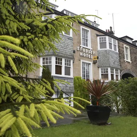 Szálloda The Studley Harrogate