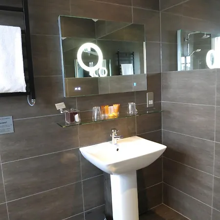 Hotel The Studley 4*