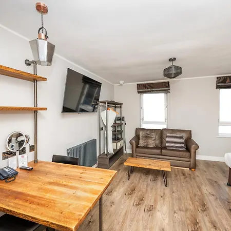 The Studley הרוגייט