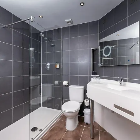 Hotel The Studley 4*