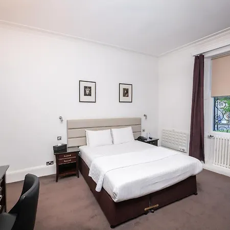 The Studley 4*
