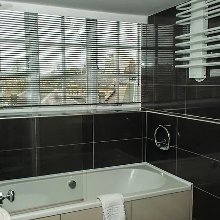 The Studley Hotel 4*